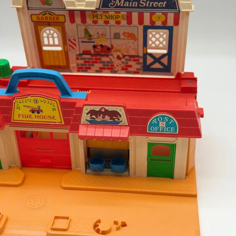 Vintage‎ 1986 Fisher-Price Main Street Playset 2500 Town Fire House Market Toy
